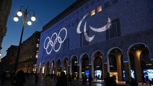 锡安体重再引热议，鹈鹕考虑减重条款